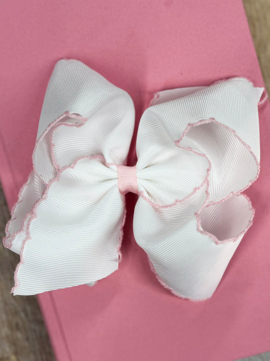 5 inch white classic moonstitch hair bow with light pink stitching - Alternative view