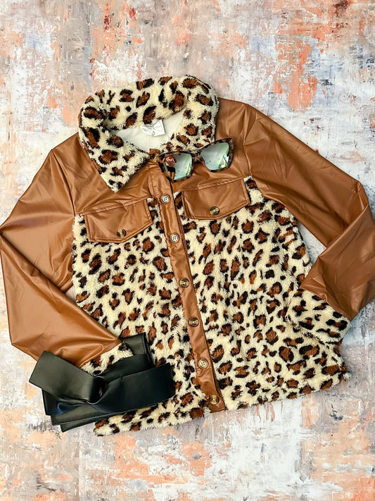 Women's brown animal print coat - Alternative view