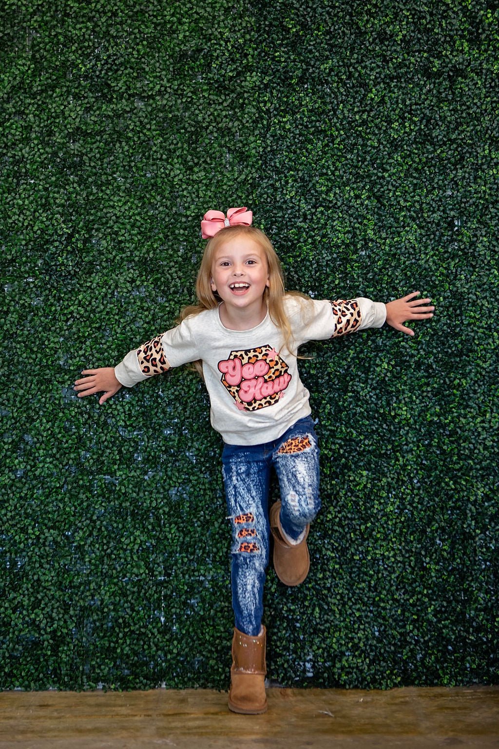 fall outfit on child model
