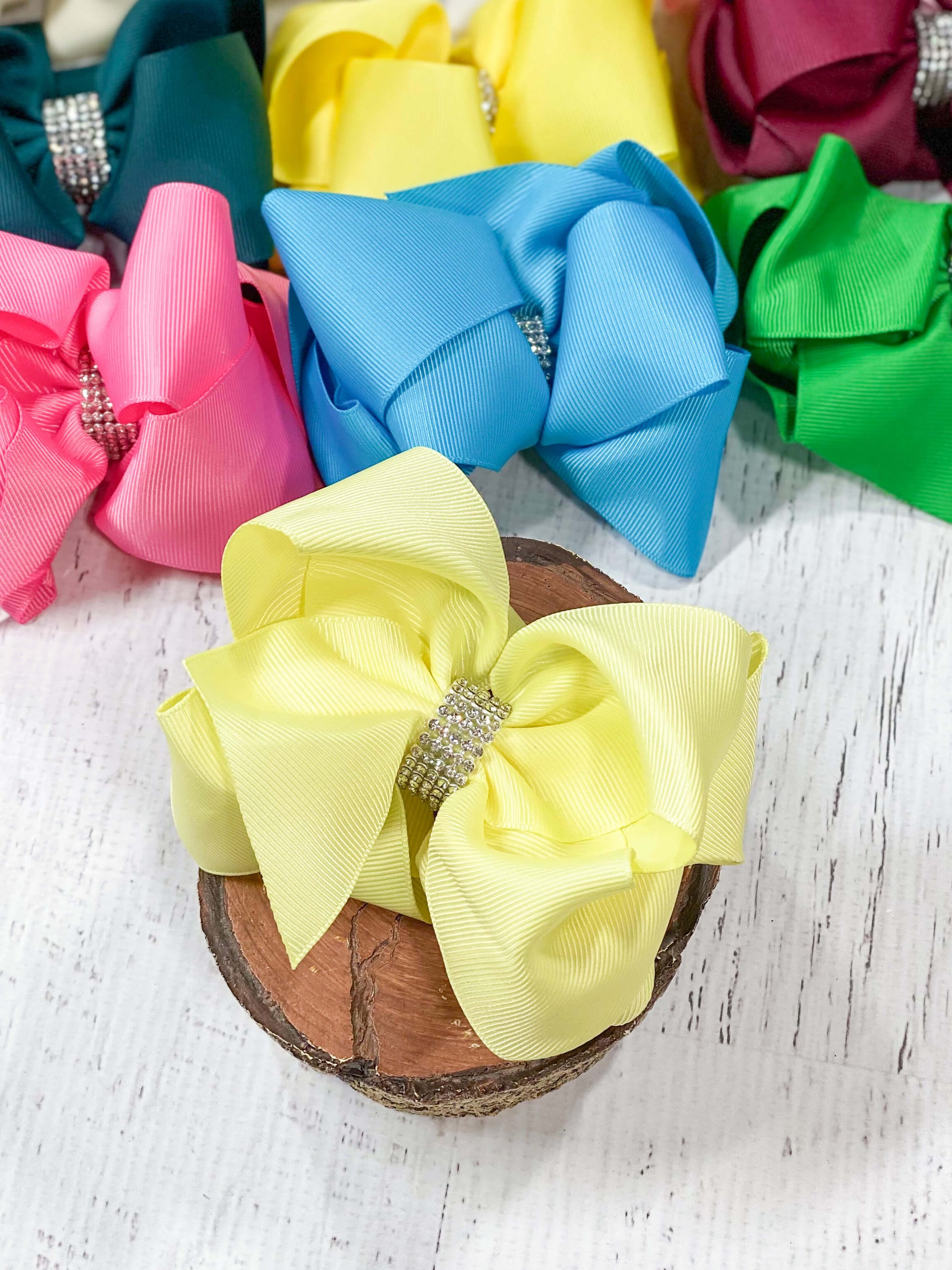 Light Yellow Oversized Rhinestone Center Knot Hair Bow