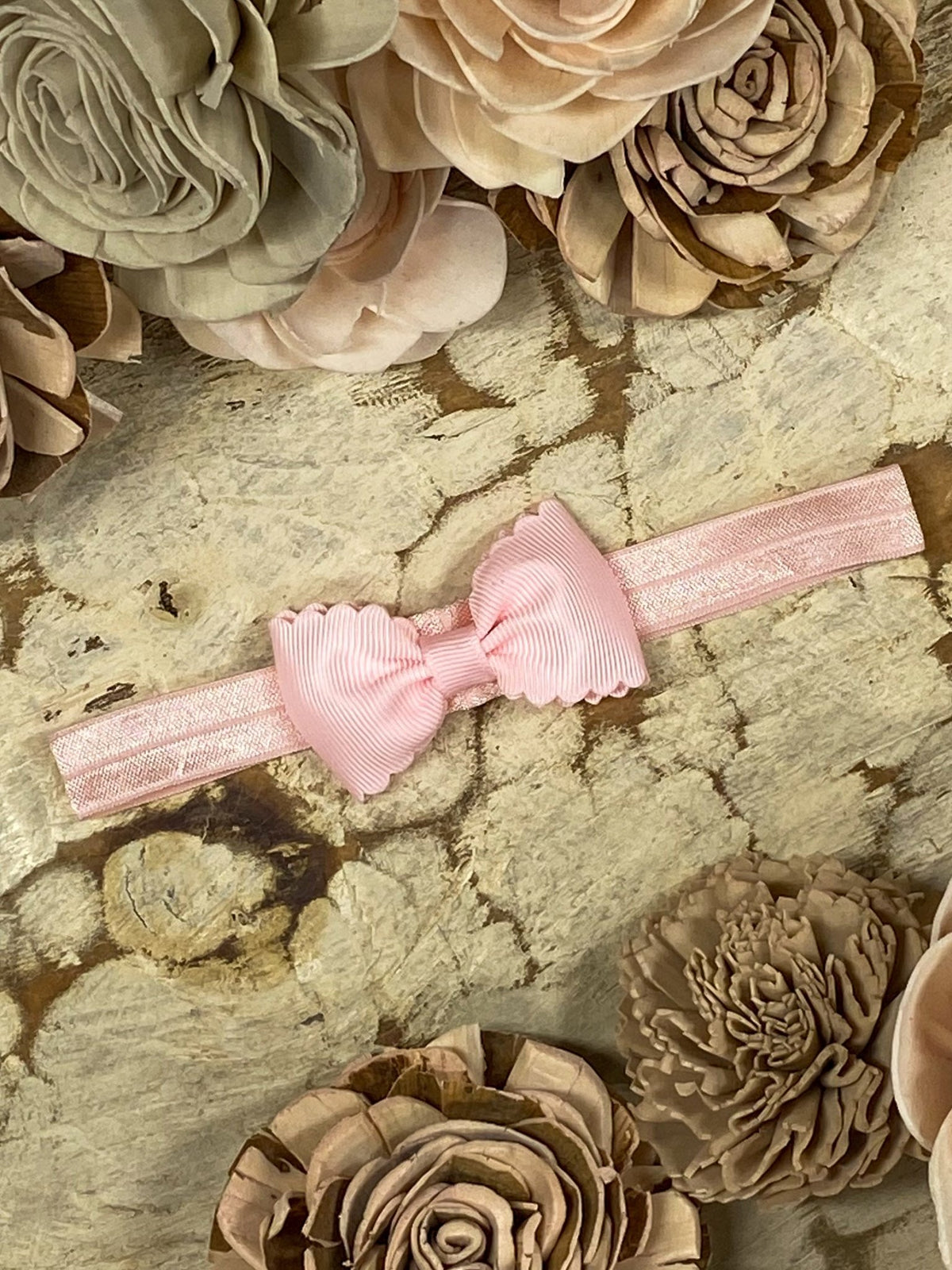 2.5 inch light pink bitty scalloped bow headband