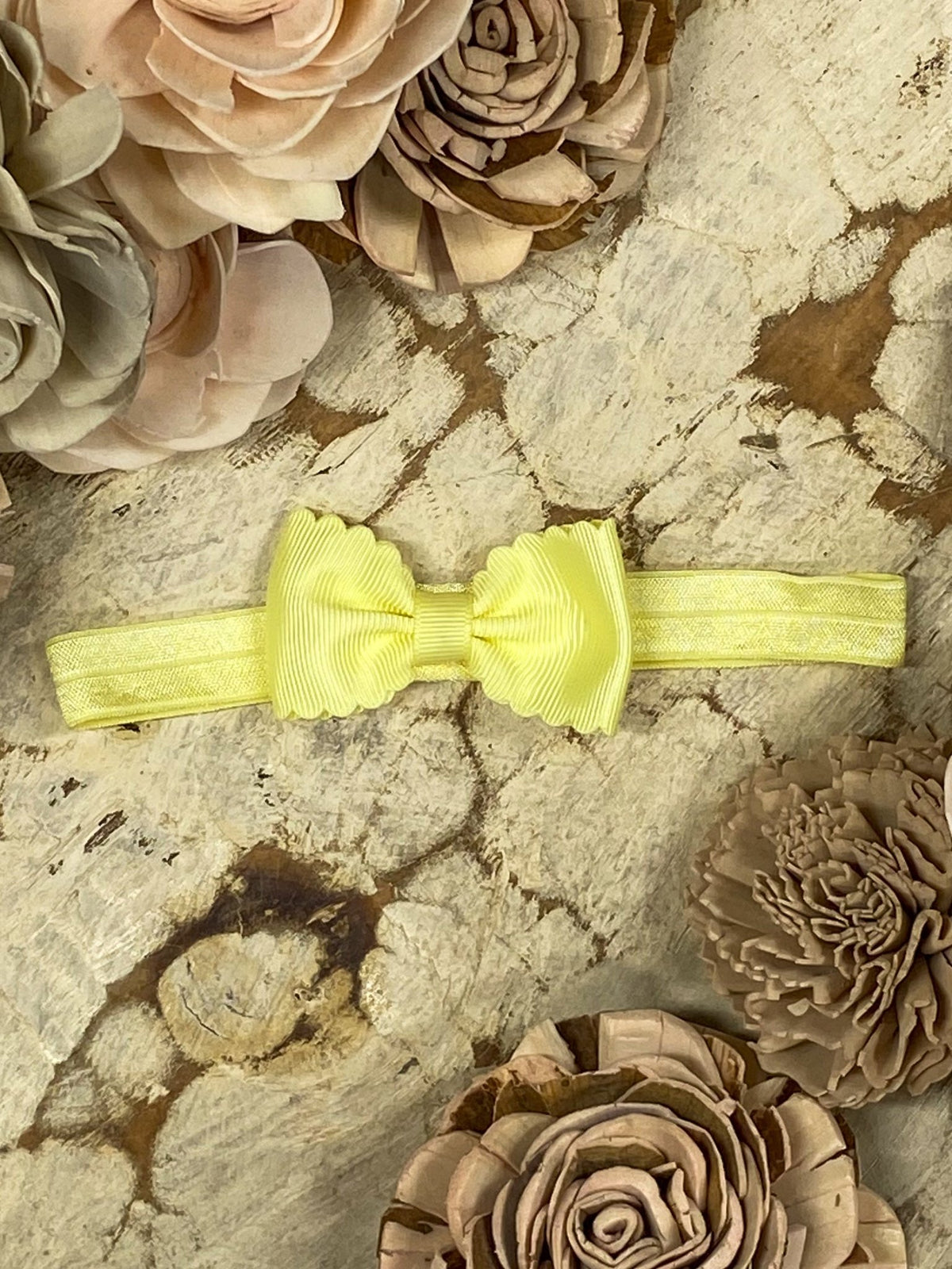 2.5 inch light yellow bitty scalloped bow headband