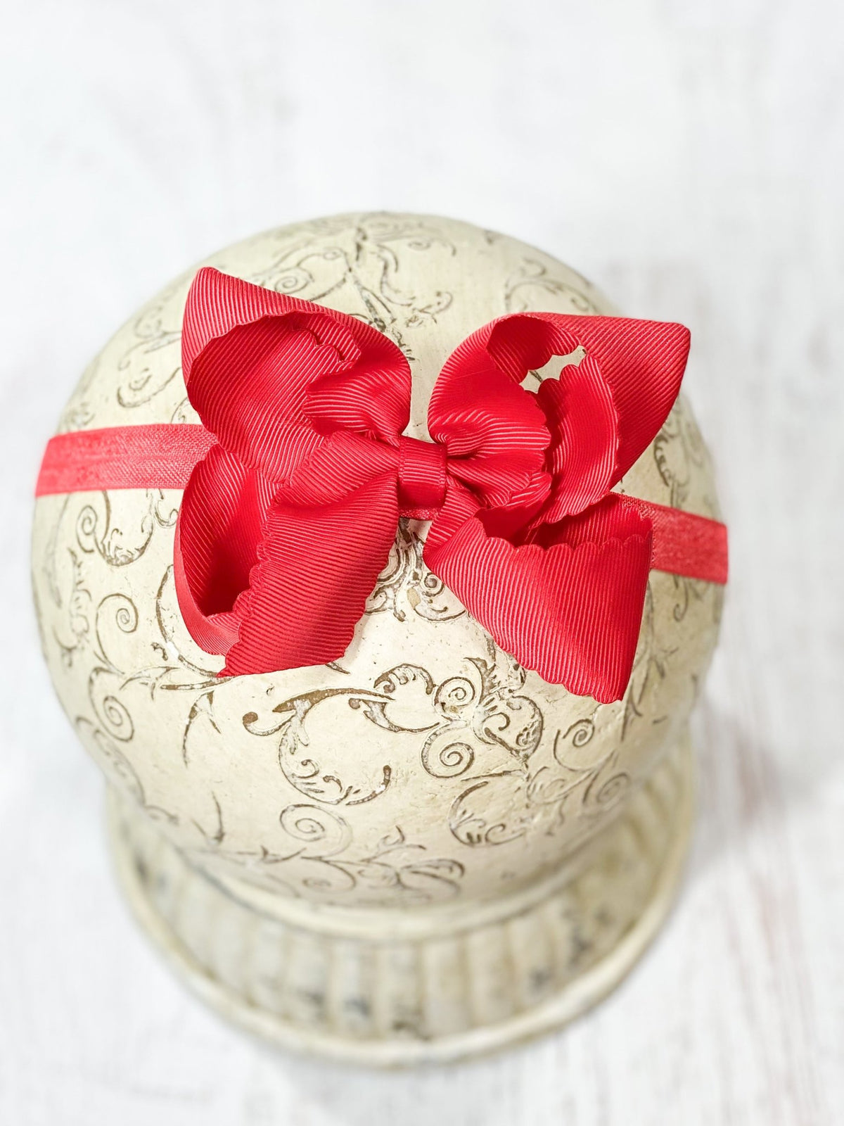 4.5 inch red classic scalloped hair bow on satin headband