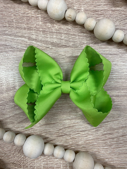 4.5 inch lime green classic scalloped hair bow