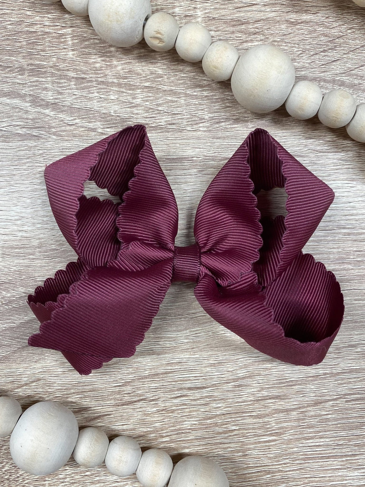 4.5 inch maroon classic scalloped hair bow