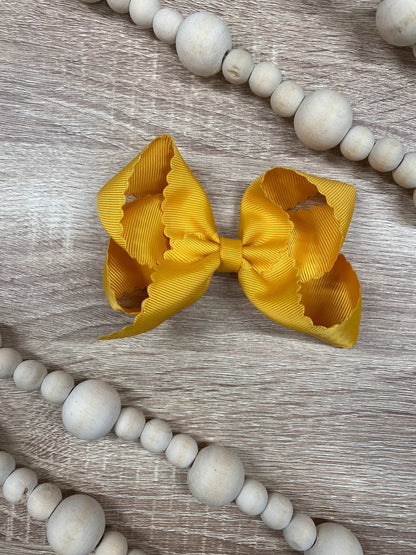 4.5 inch mustard classic scalloped hair bow