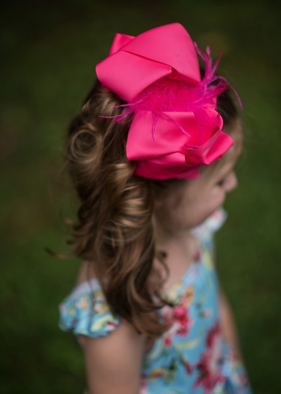 5.5 inch hot pink feather puff looped knot hair bow