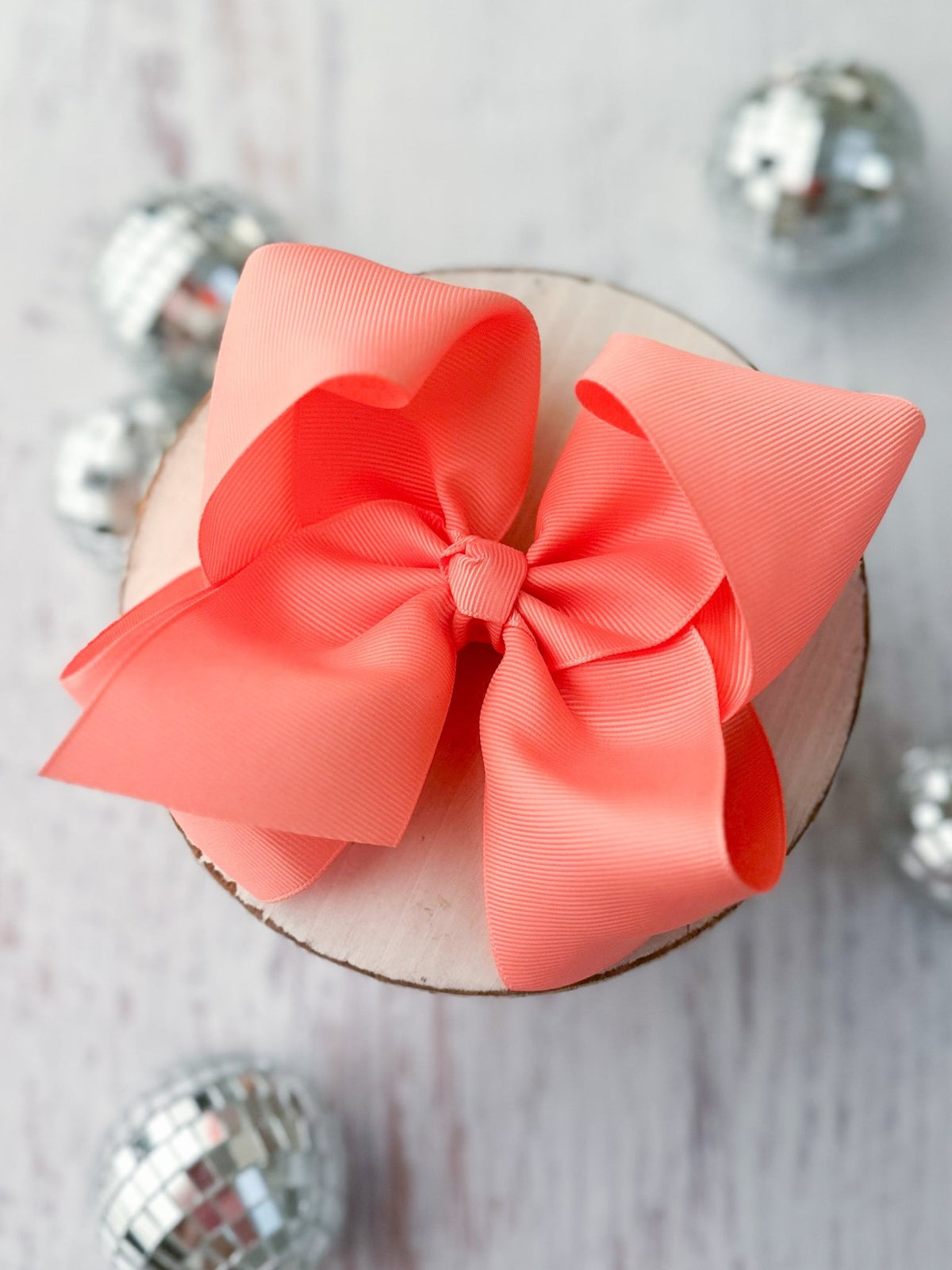5.5 inch coral oversize grosgrain hair bow