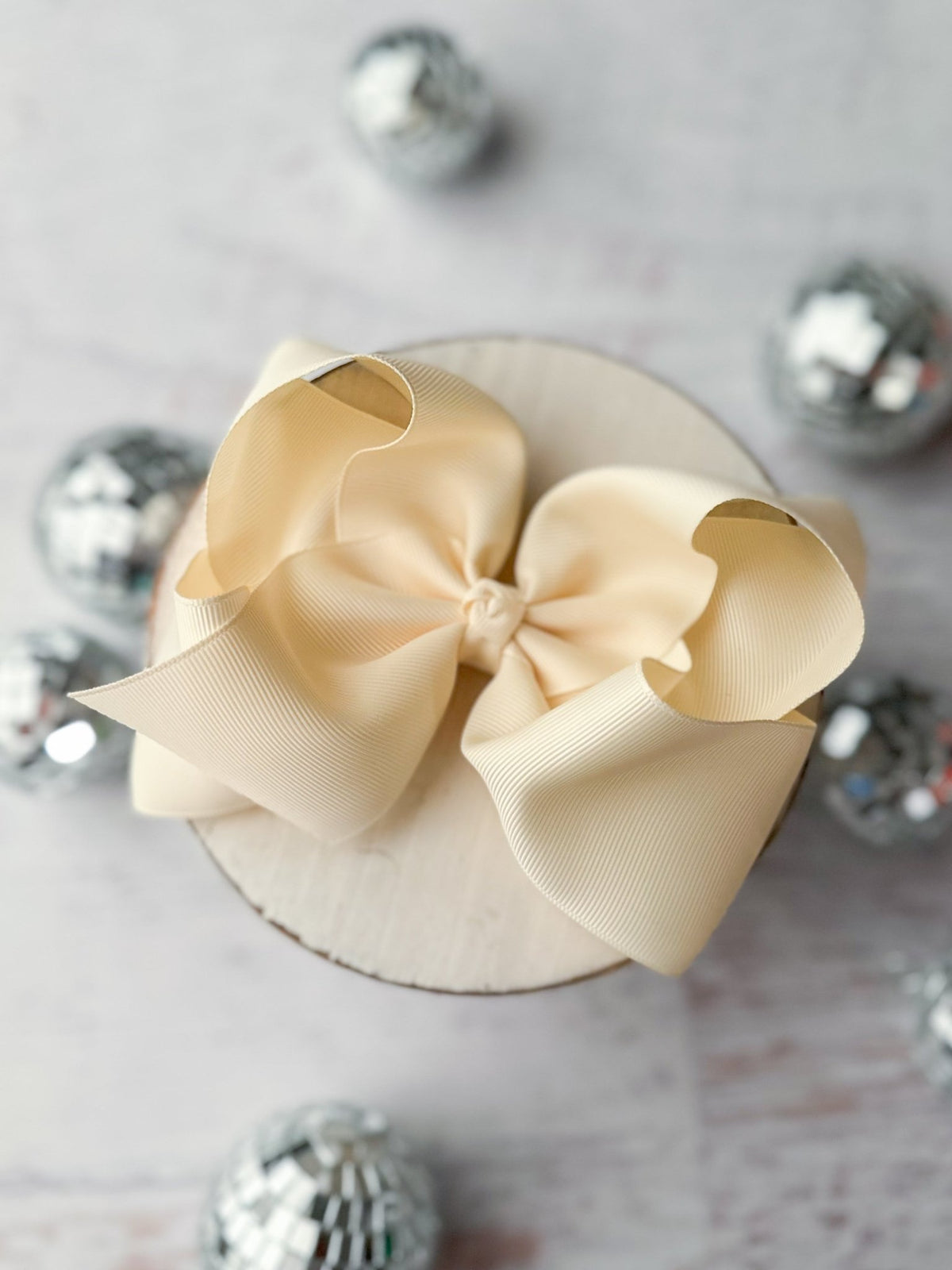5.5 inch ivory oversize grosgrain hair bow
