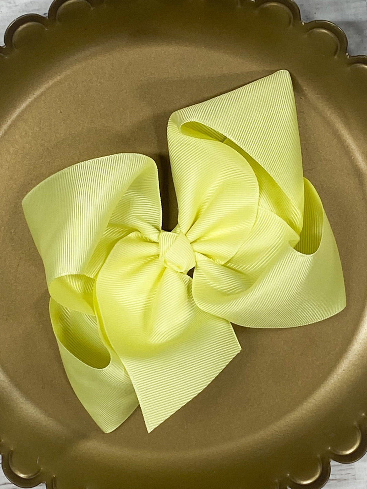5.5 inch light yellow oversize grosgrain hair bow