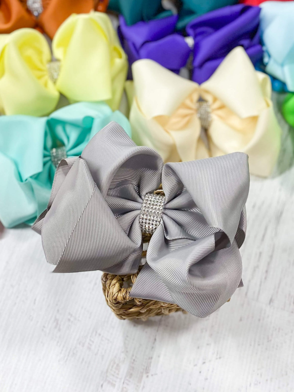 5.5 inch silver oversize rhinestone center knot hair bow