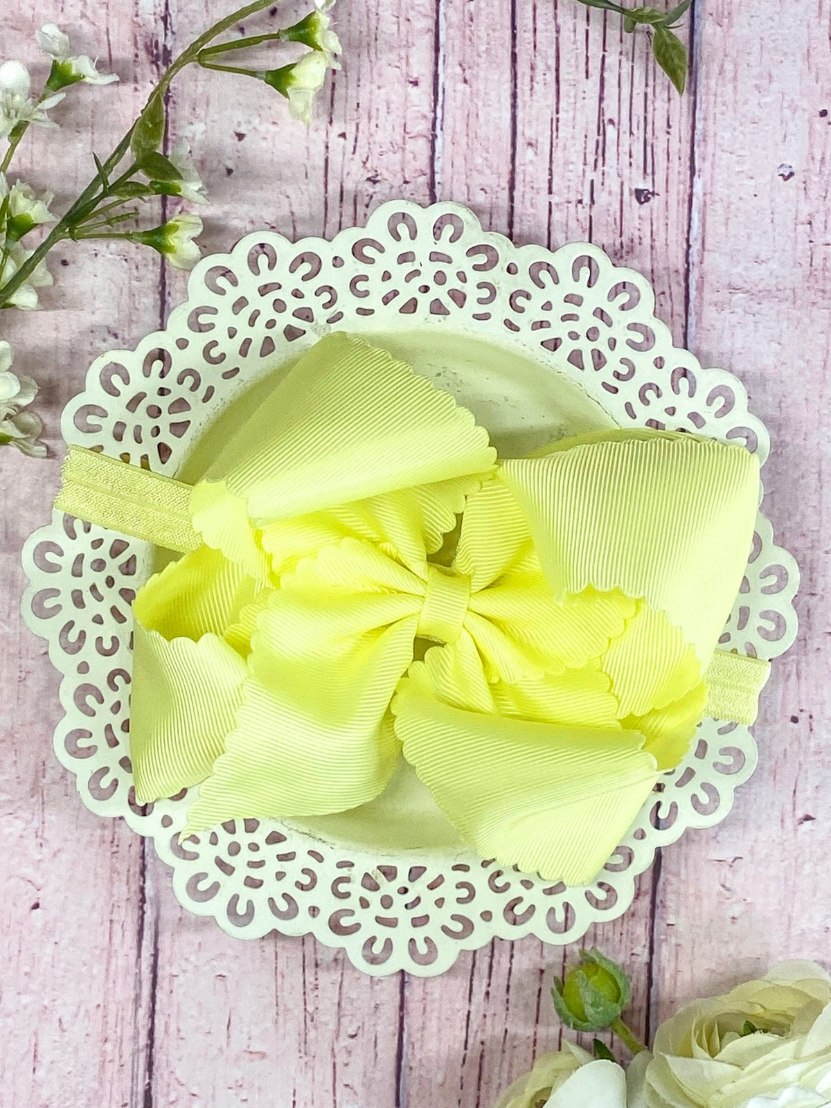 5.5 inch light yellow oversize scalloped hair bow on satin headband