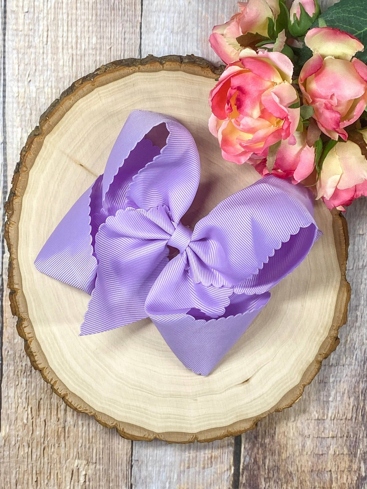 5.5 inch lavender oversize scalloped hair bow