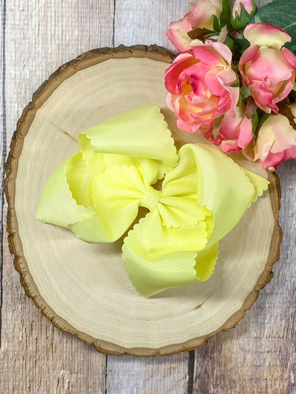 5.5 inch light yellow oversize scalloped hair bow