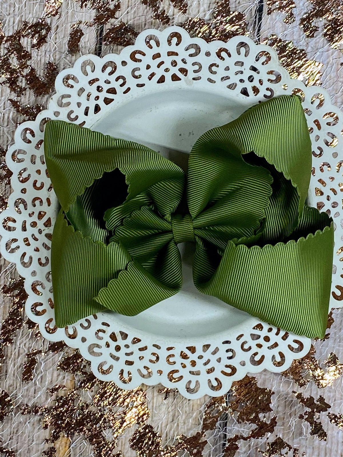 5.5 inch olive oversize scalloped hair bow