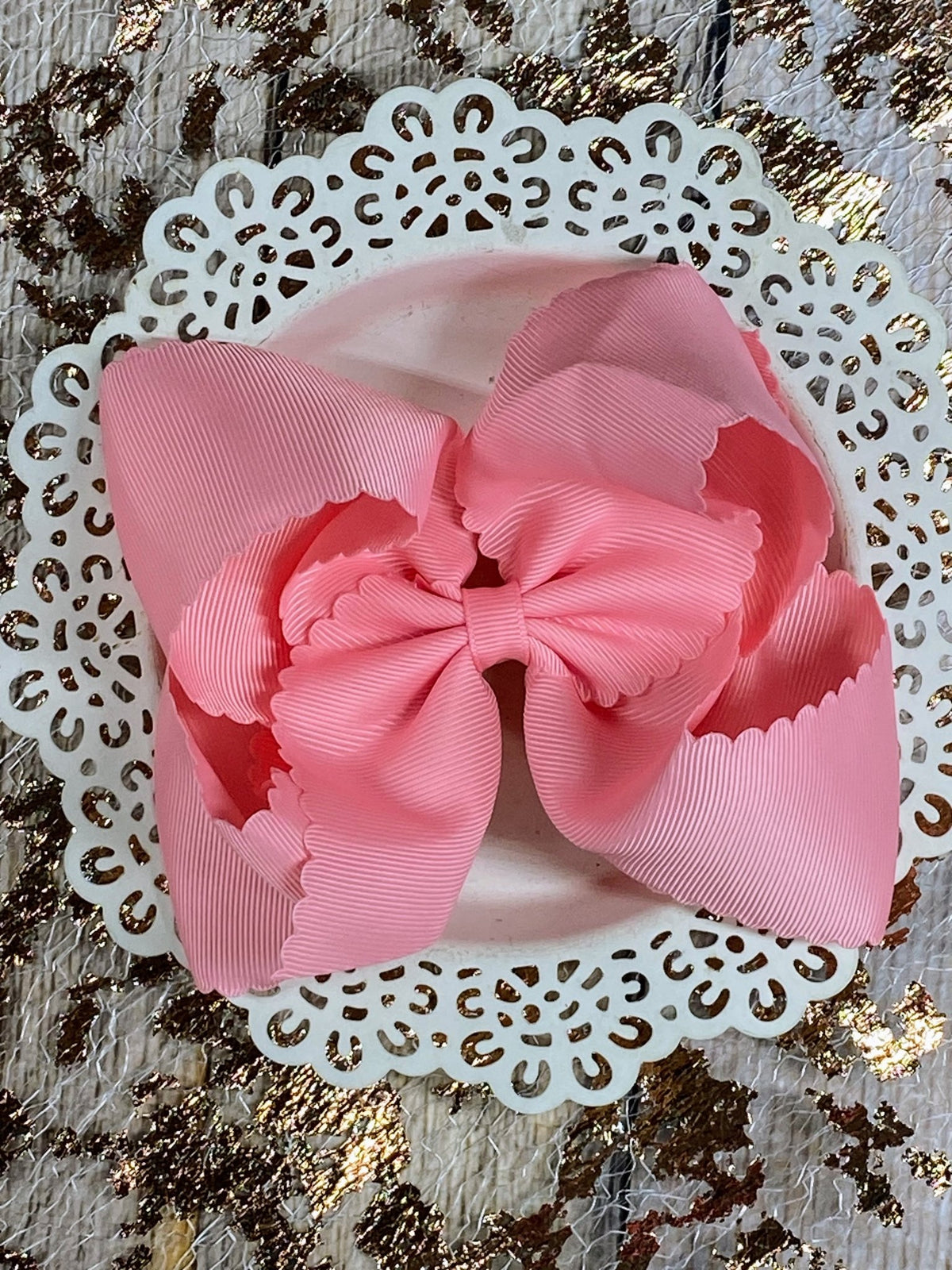 5.5 inch pink oversize scalloped hair bow