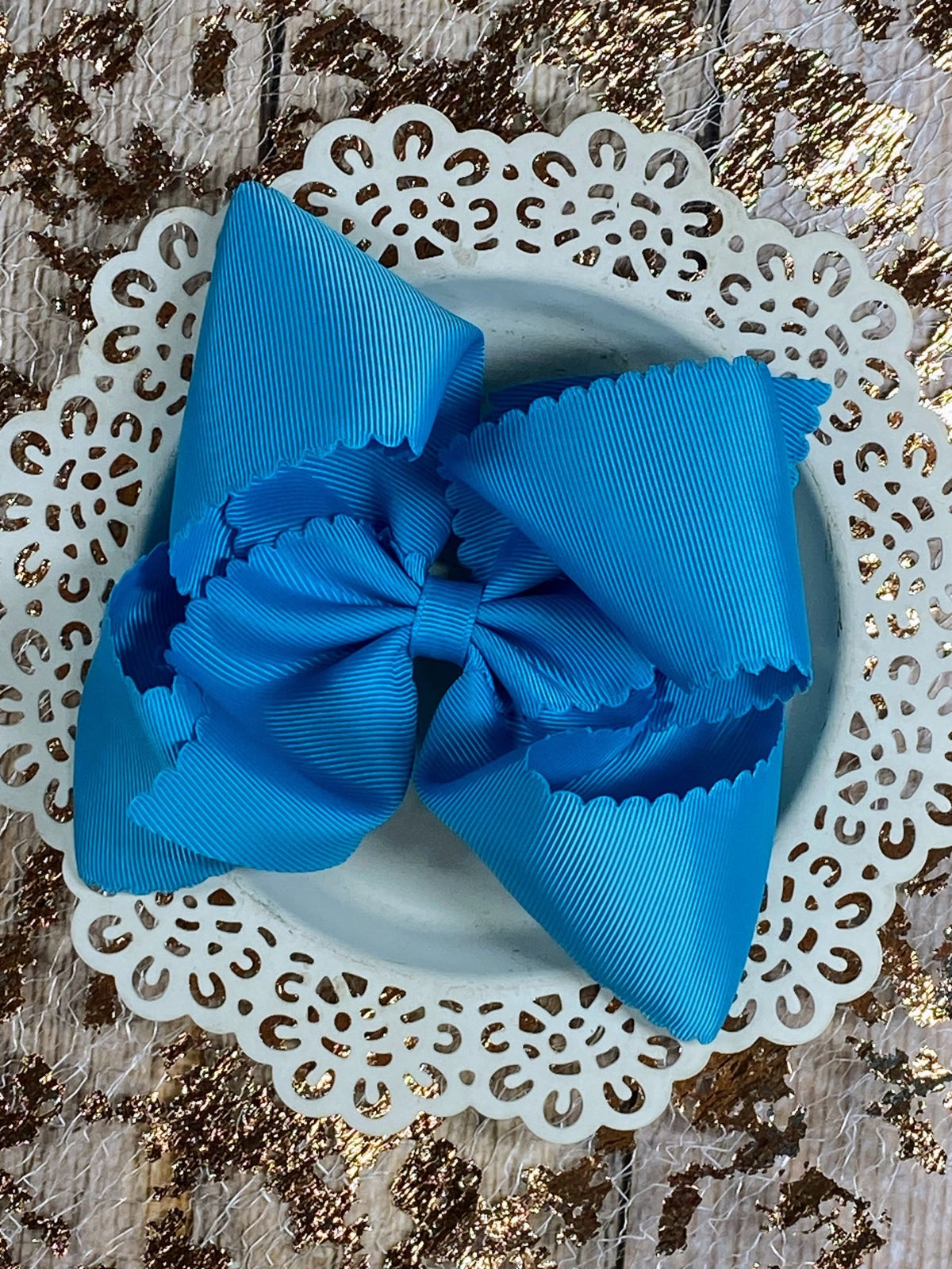 5.5 inch turquoise oversize scalloped hair bow