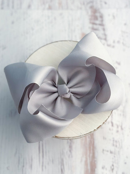 6.5 inch silver Texas size grosgrain hair bow