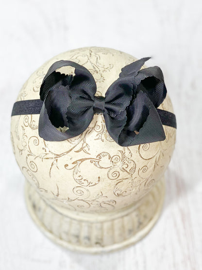Black Scalloped Classic Size Bow Headband