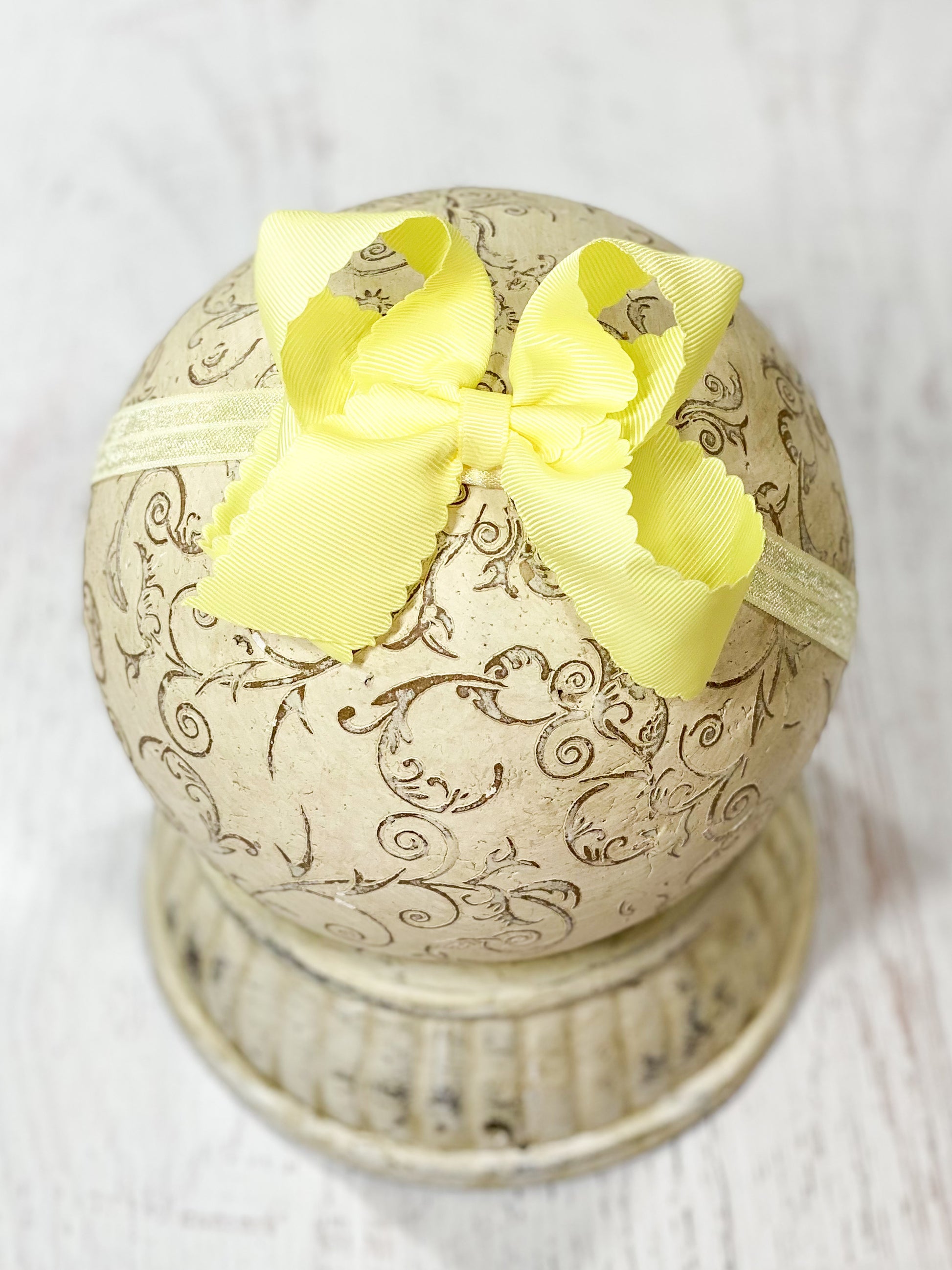 Light Yellow Scalloped Classic Size Bow Headband