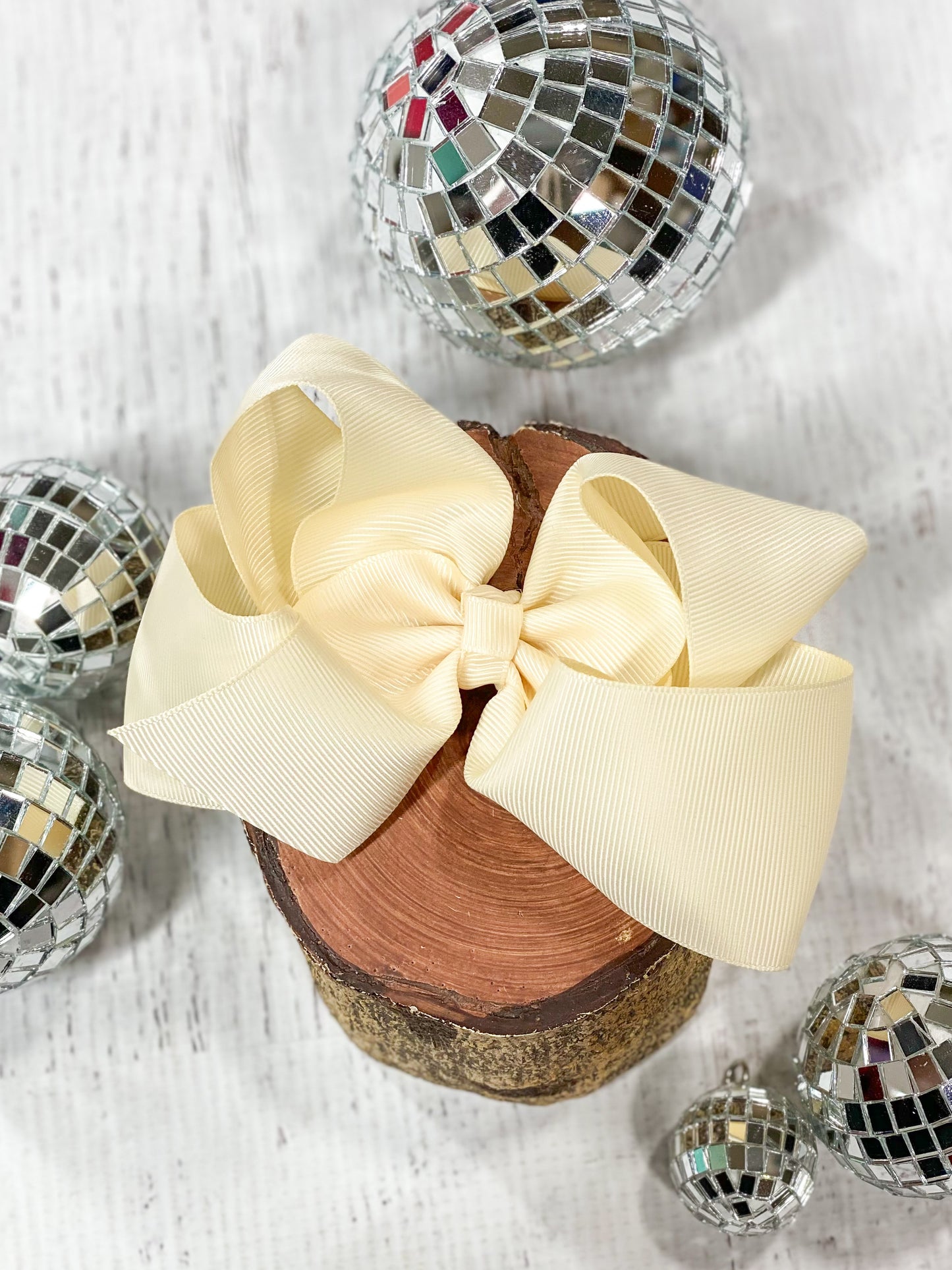 ivory classic grosgrain hair bow