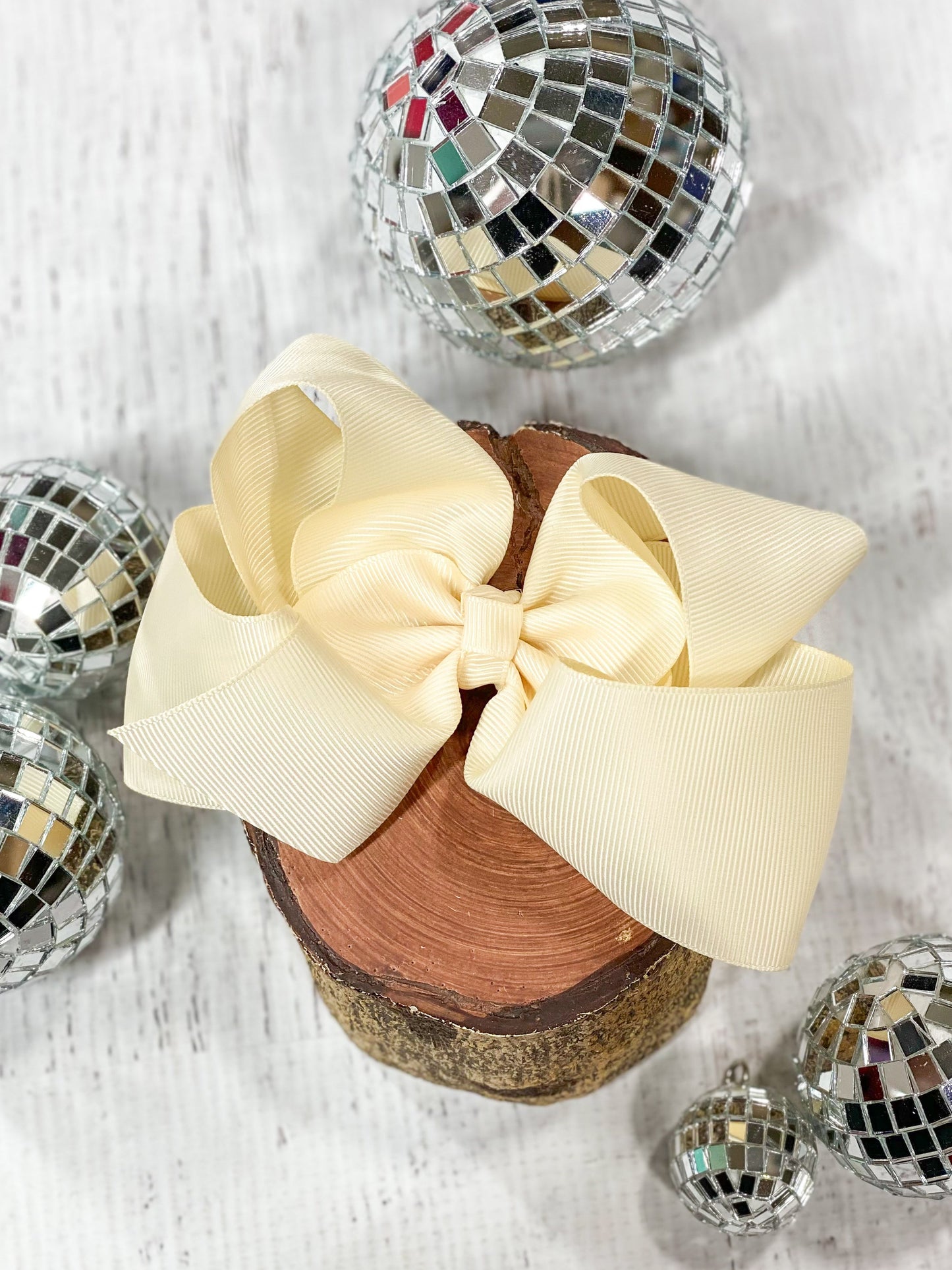 ivory classic grosgrain hair bow