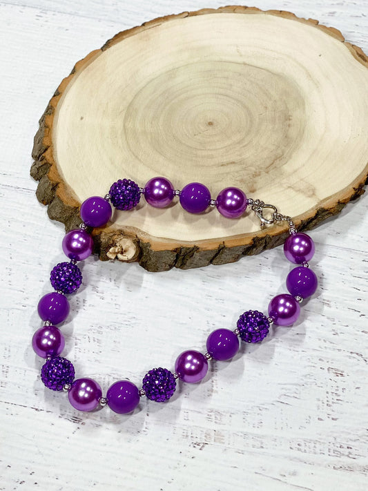 purple rhinestone chunky bead necklace, measures approximately 17"