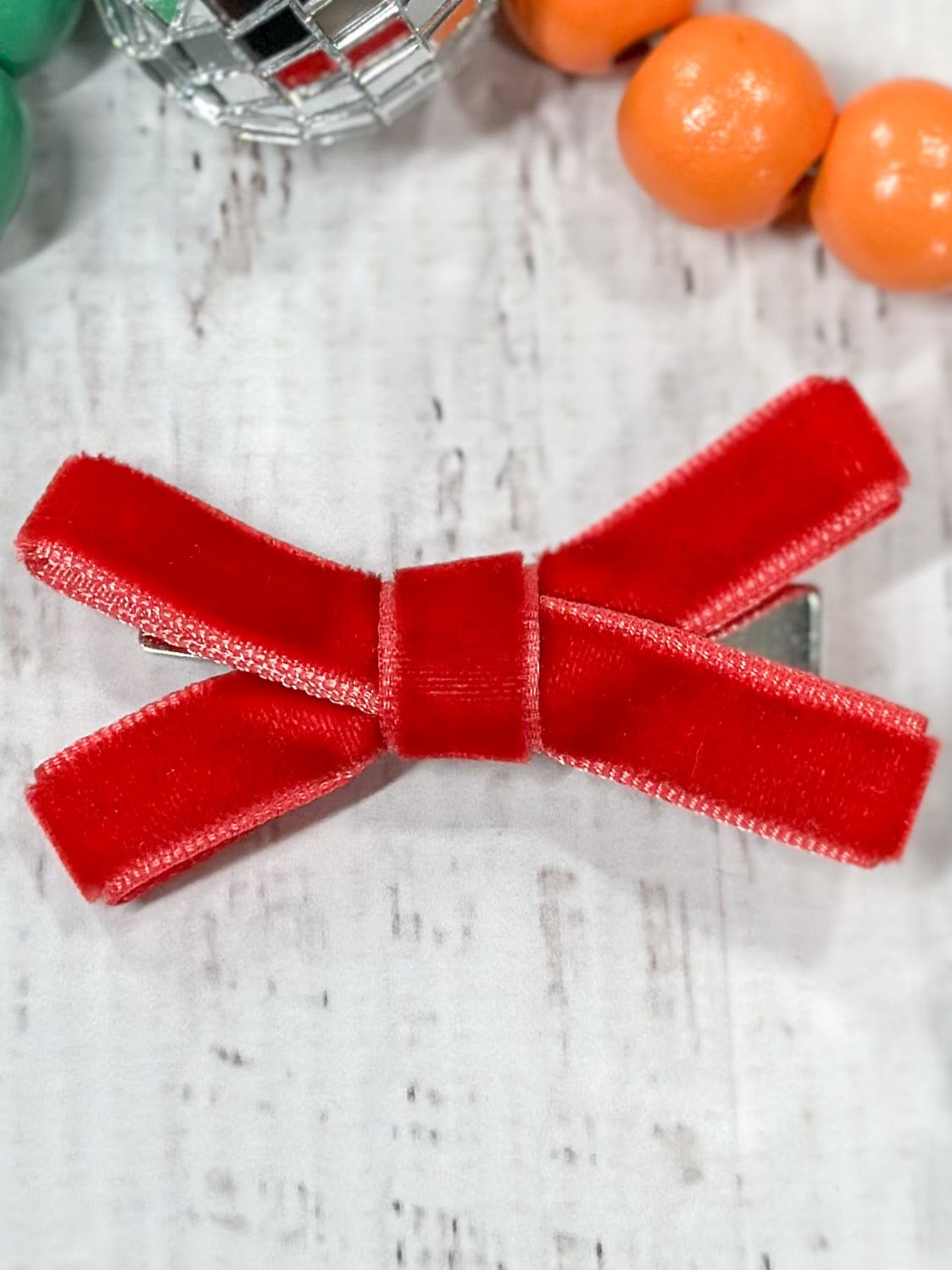 red velvet bow clippie