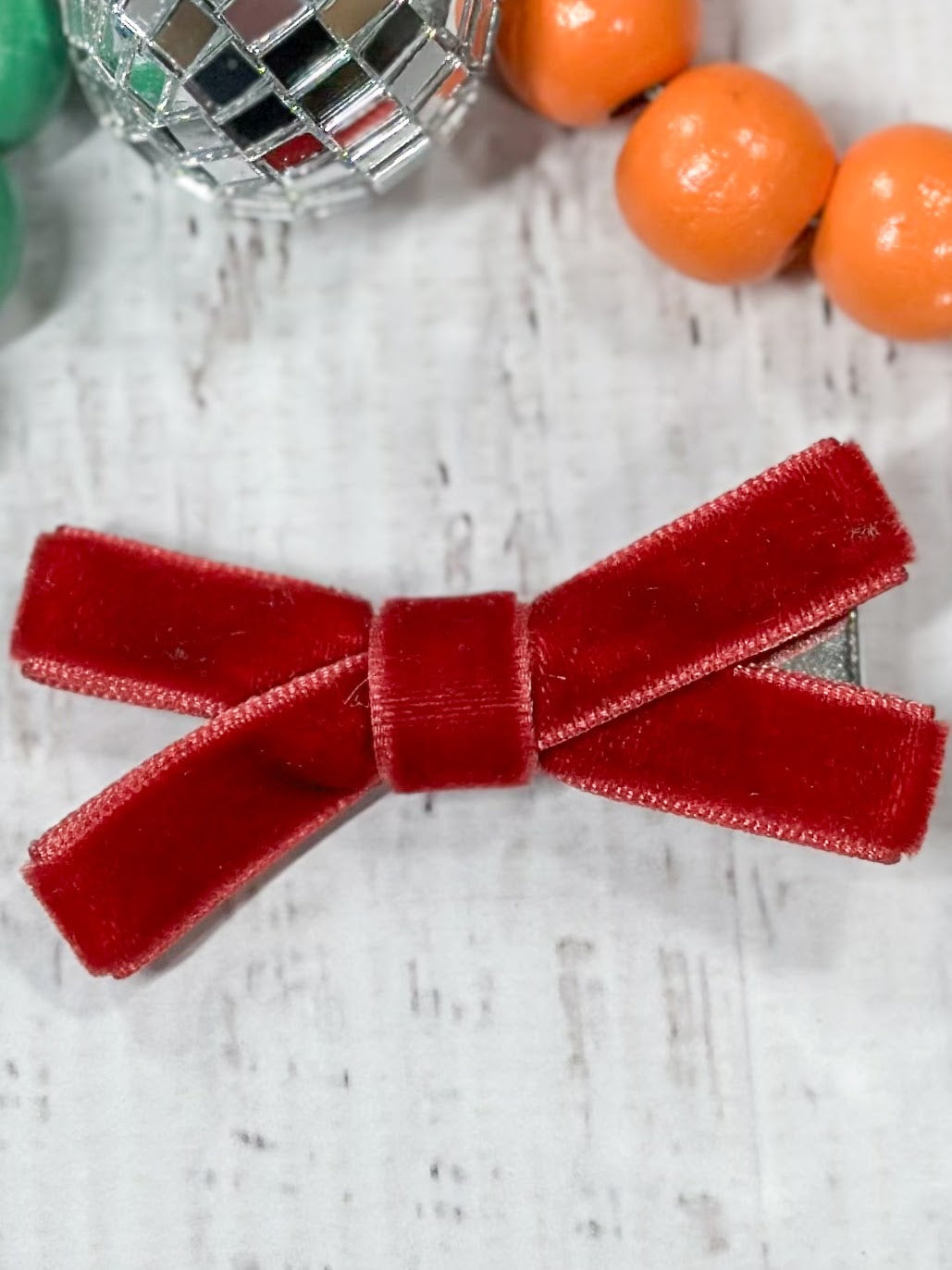 maroon velvet bow clippie