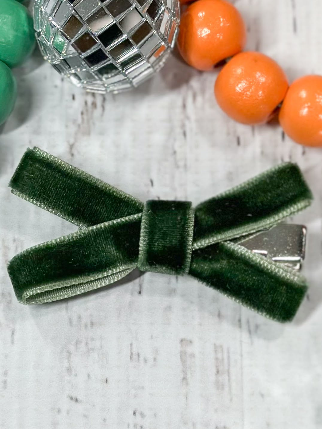 hunter green velvet bow clippie