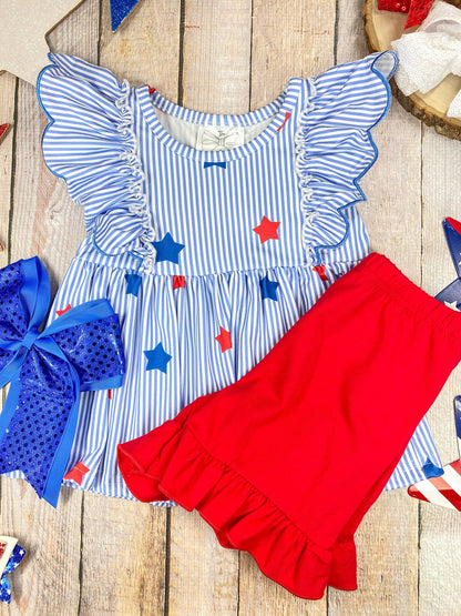  Stars & Stripes Ruffle Shorts Set on a wooden background