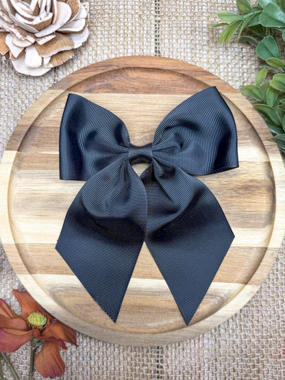 Boutique Short Tail Hair Bow | Girls Grosgrain Hair Bow