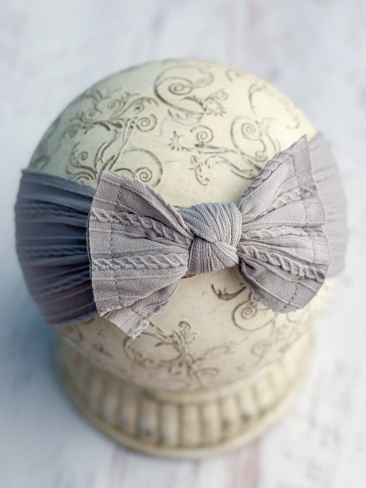 Silver cable knit bow headband