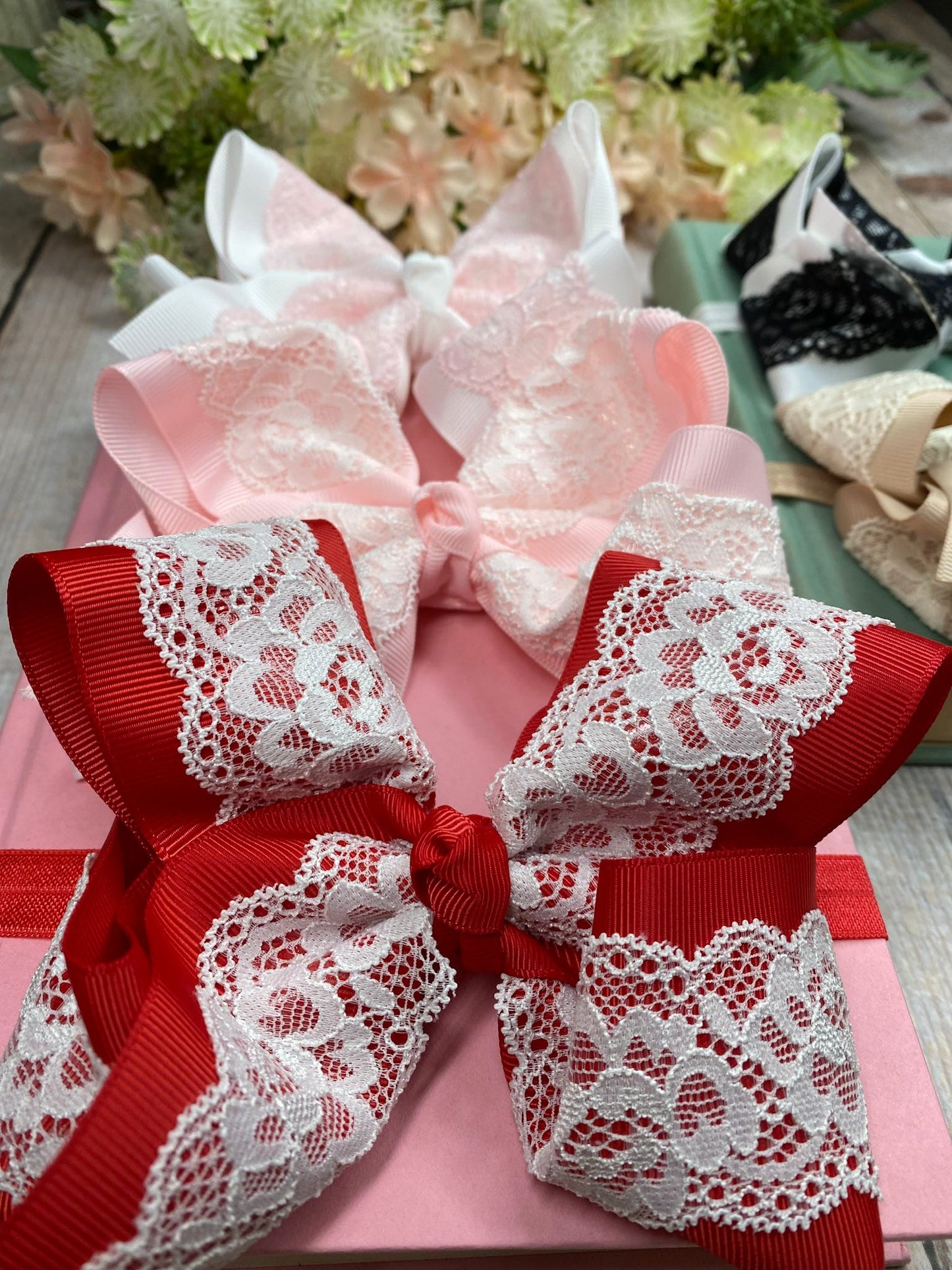 Chantilly Lace Two-Tone Bow Headband | Classic Lace Baby & Toddler Headband