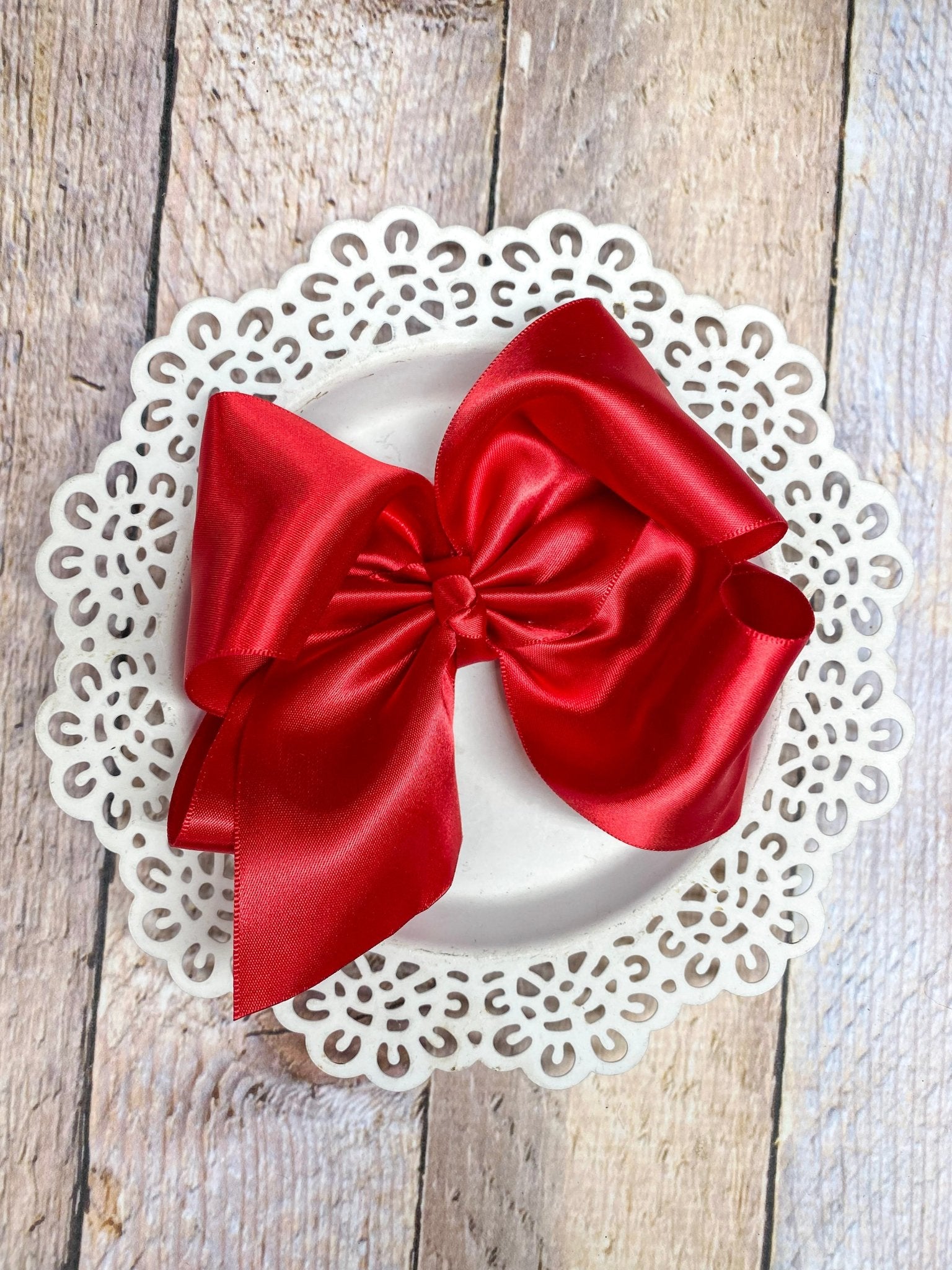 4.5 inch classic satin hair bow in red for girls