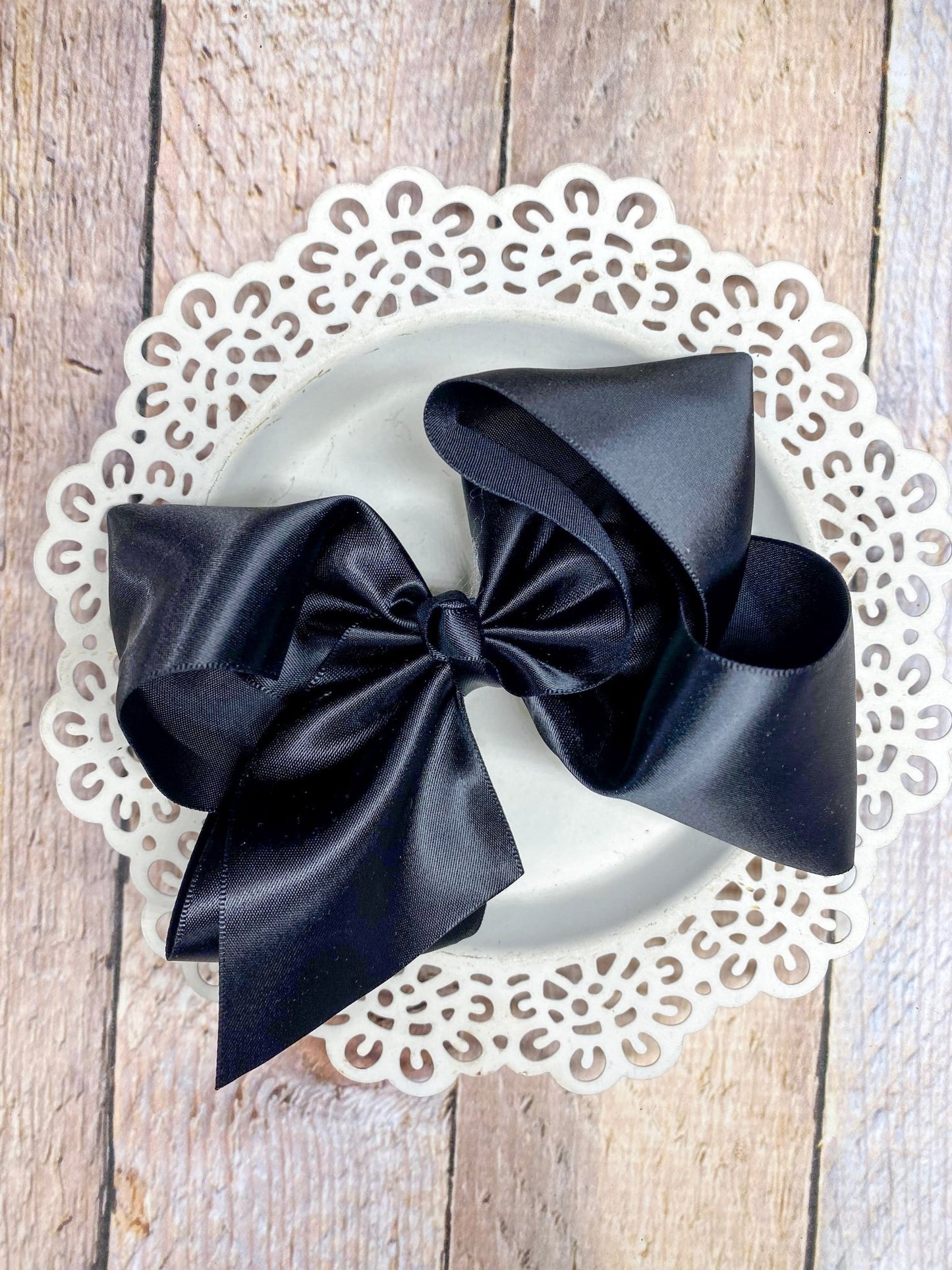 4.5 inch classic satin hair bow in black for girls