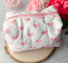 Coquette Bow Travel Bag