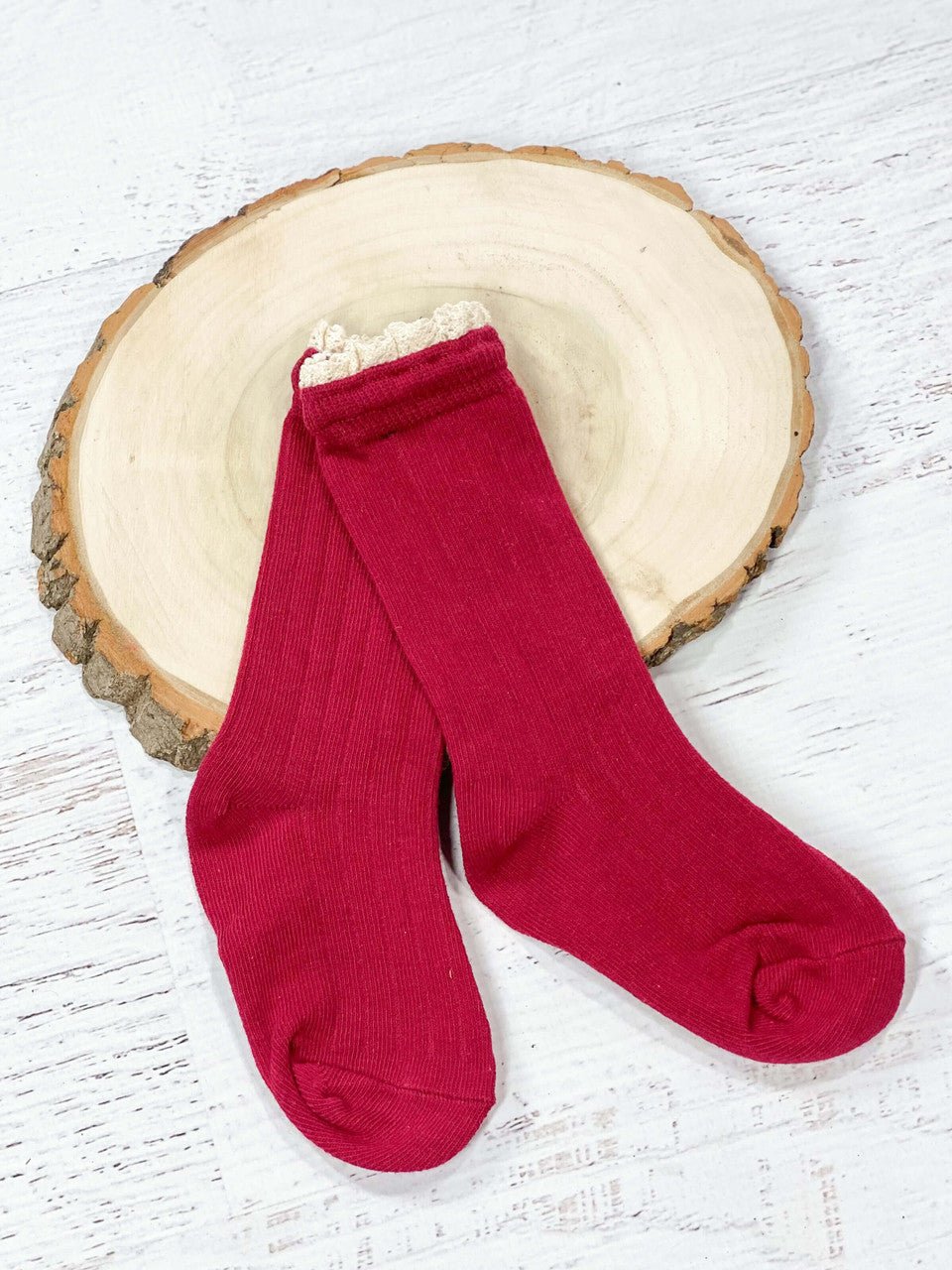 Lace trimmed socks in wine