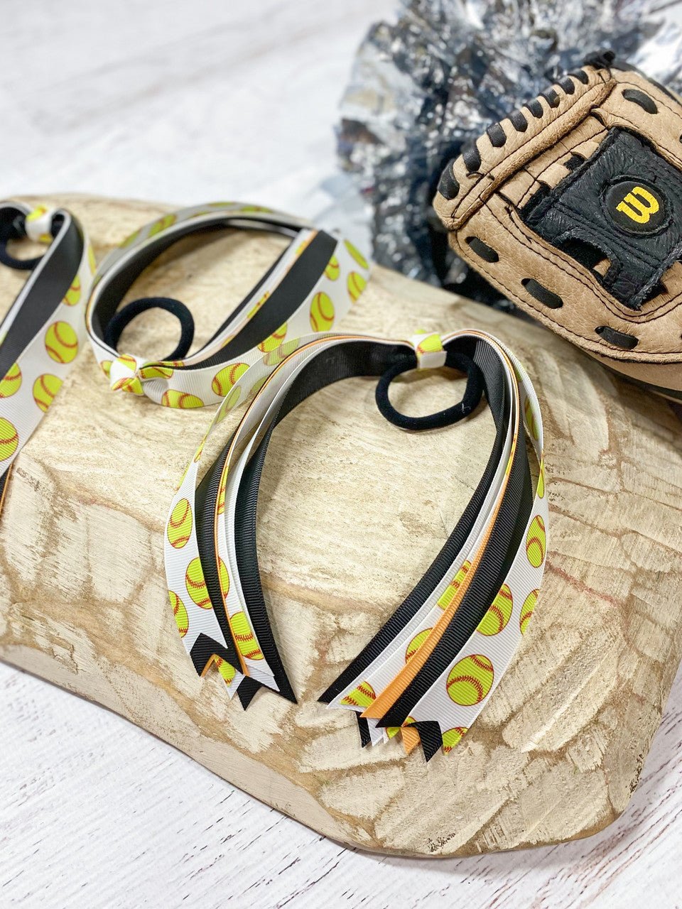 Example of a custom softball team streamer bow