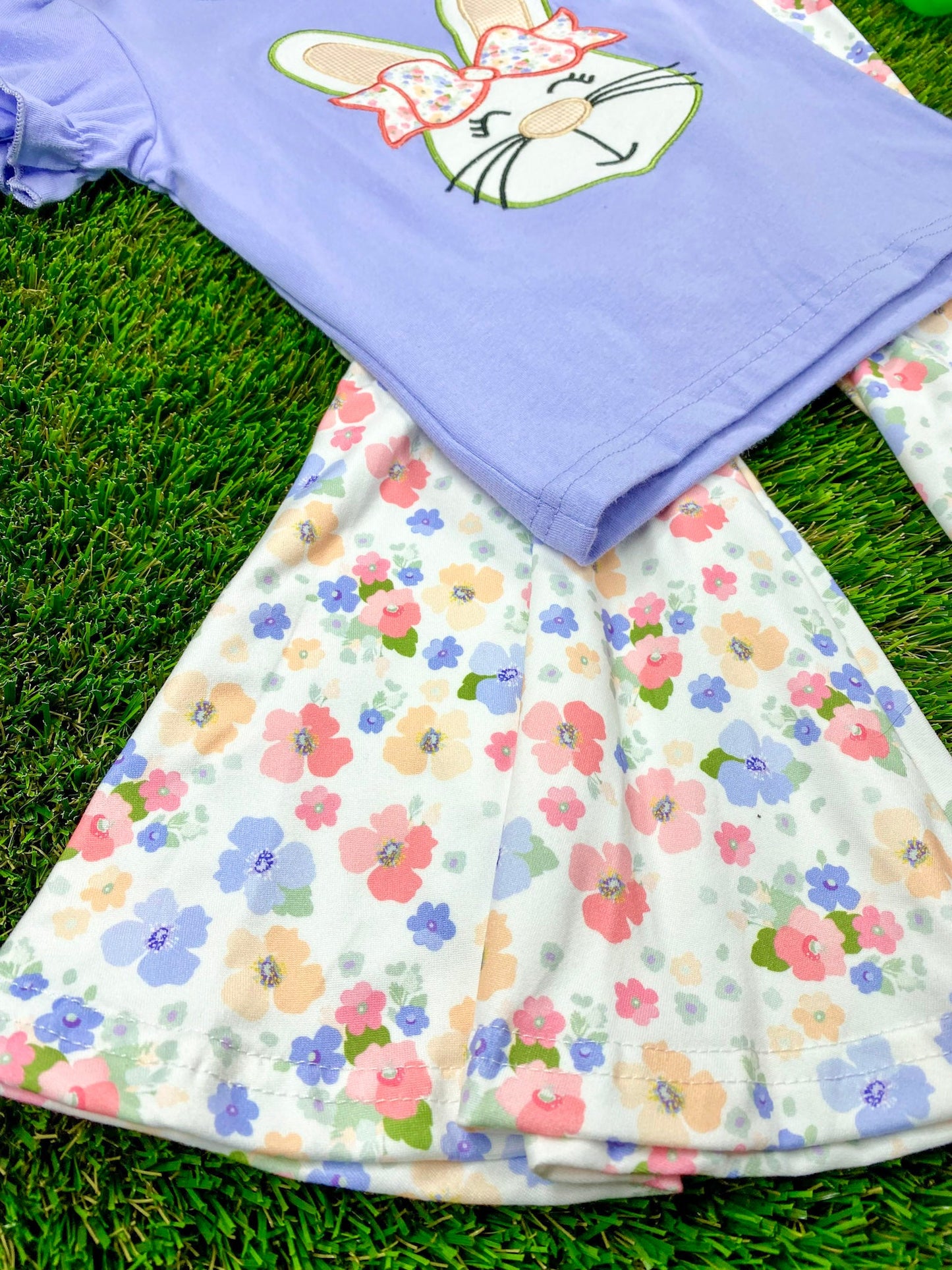 Fabric of pants of Girls Bunny Appliqué Floral Bell Bottoms Set