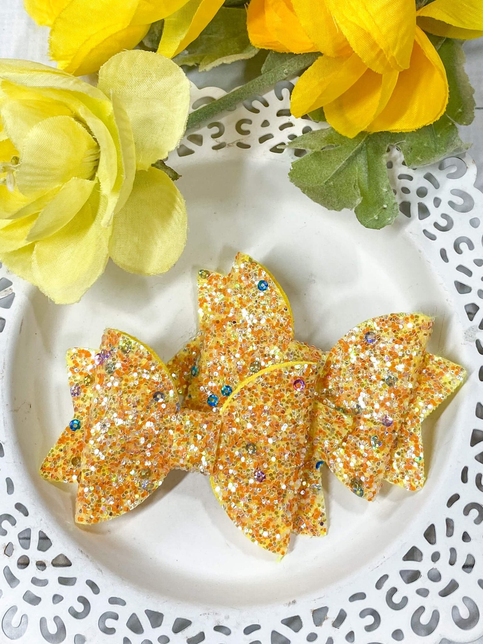 Set of 2 glitter bows in yellow
