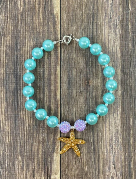 Gold Starfish Chunky Bead Necklace - Alternative view