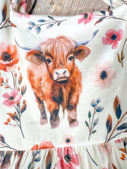close up of the highland cow print