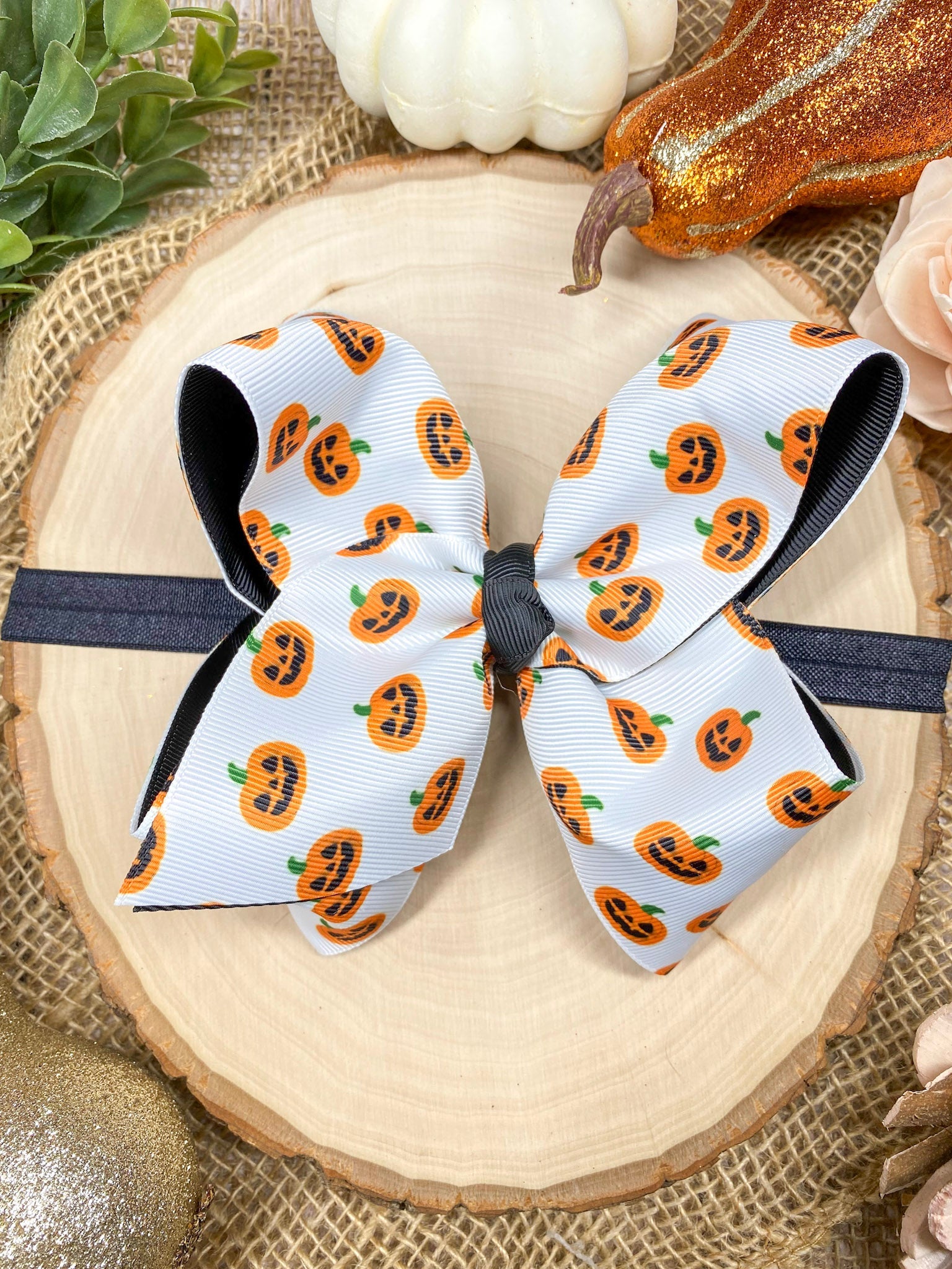 Jack-O-Lantern Headband on a wooden background