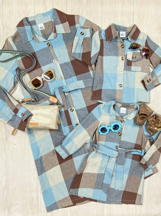 Blue and chocolate plaid flannel dresses for mom and me - Alternative view
