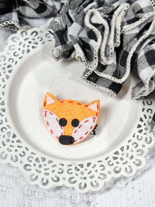 Orange fox felt clippie on lined alligator clip