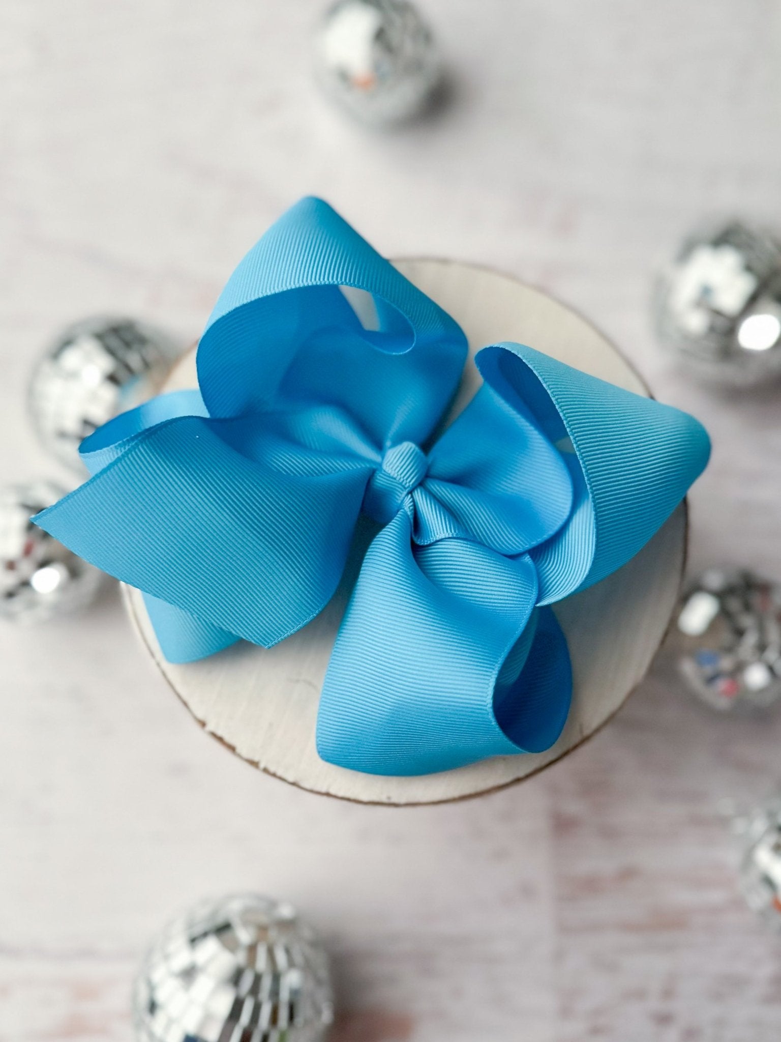 Turquoise Oversize 5.5" hair bow for girls