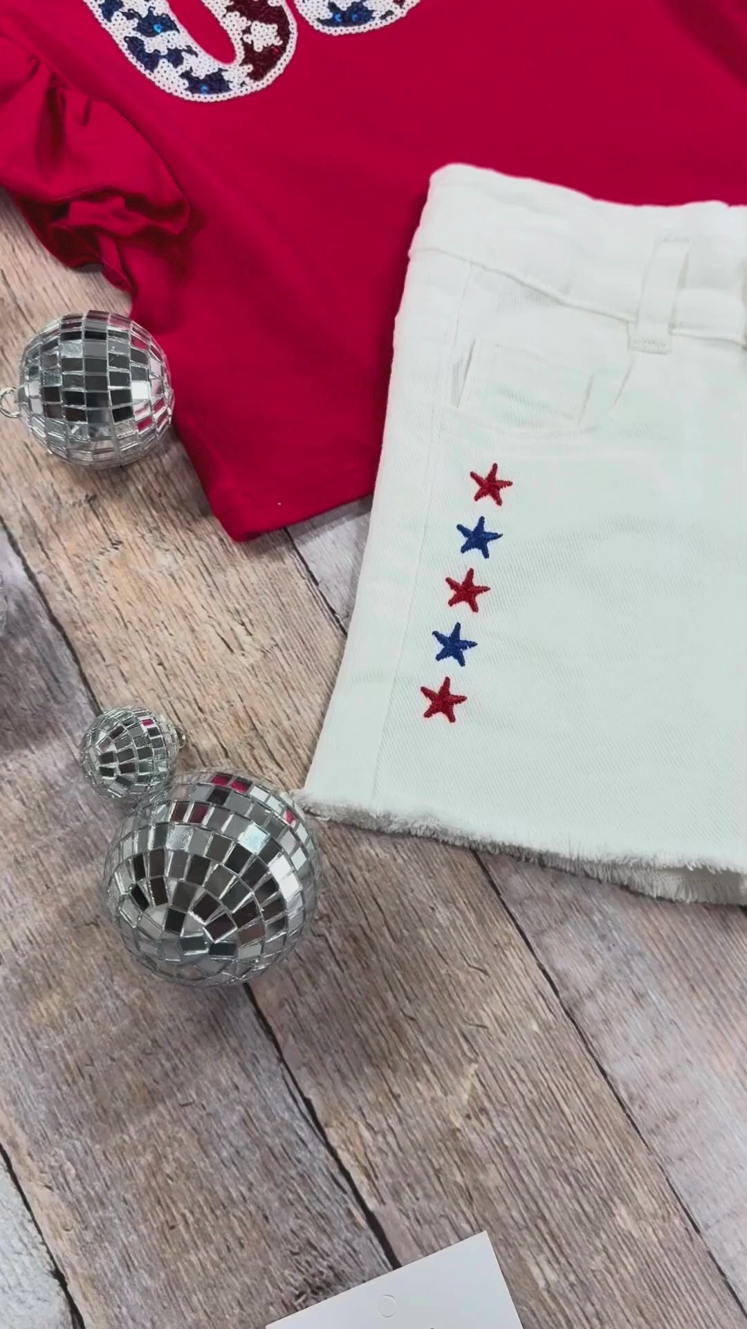 video of the USA Red Ruffled Top & White Shorts Set