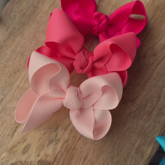 Original Grosgrain Hair Bow video 