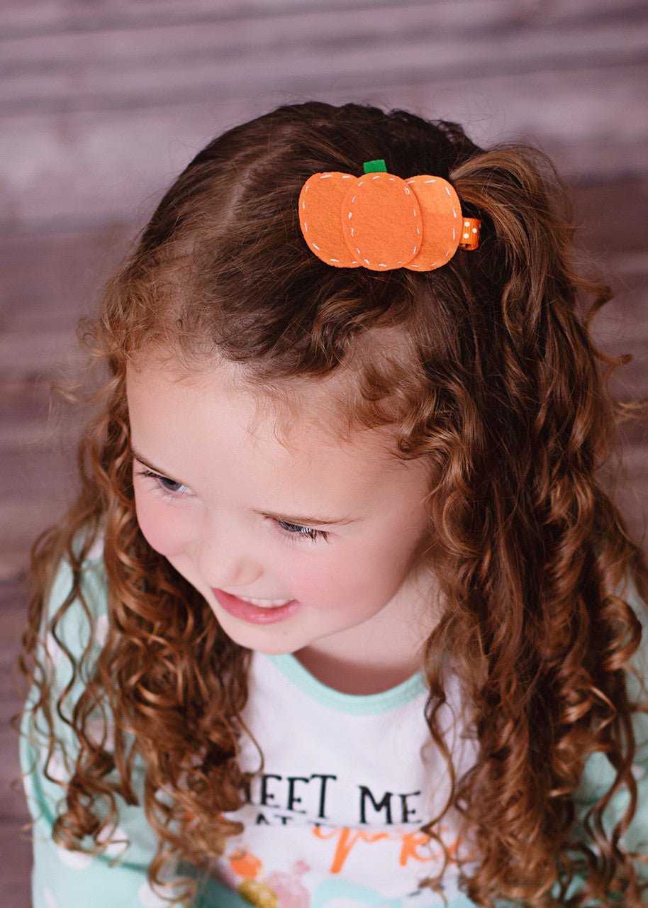 Felt pumpkin hair clip with green stem